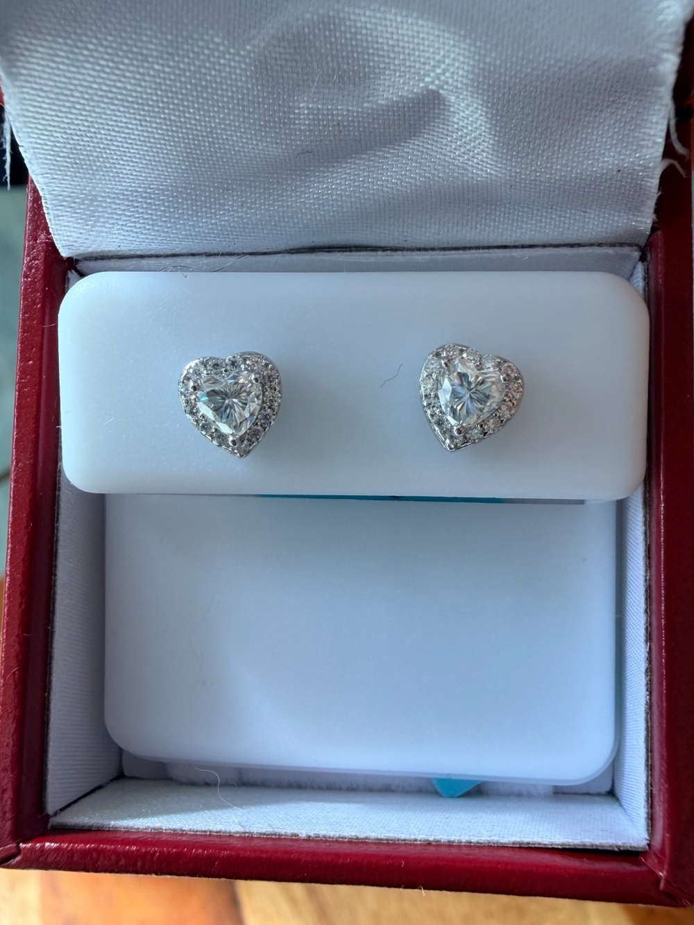 925 Sterling Silver Heart Halo Moissanite 0.76 CTW VVSD Stud Earrings